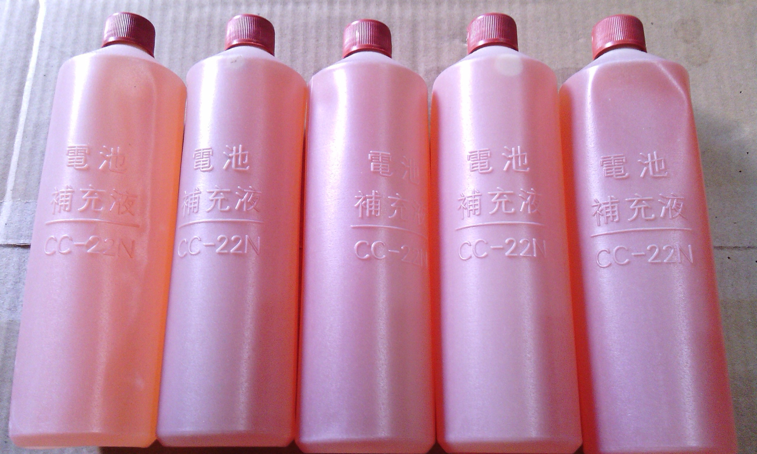 电瓶原液起泡解决方案，泡沫过多会带来哪些危害？