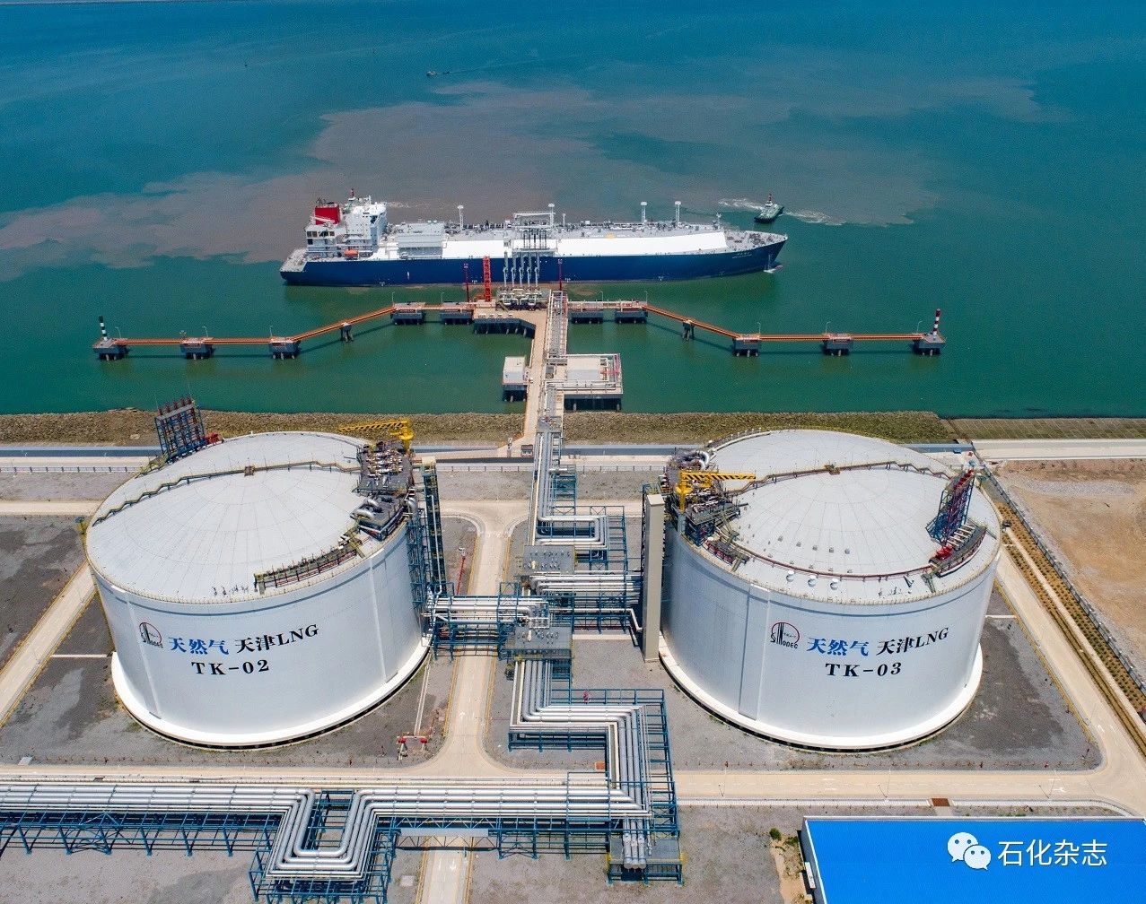 叠加行业政策红利与业绩增长预期