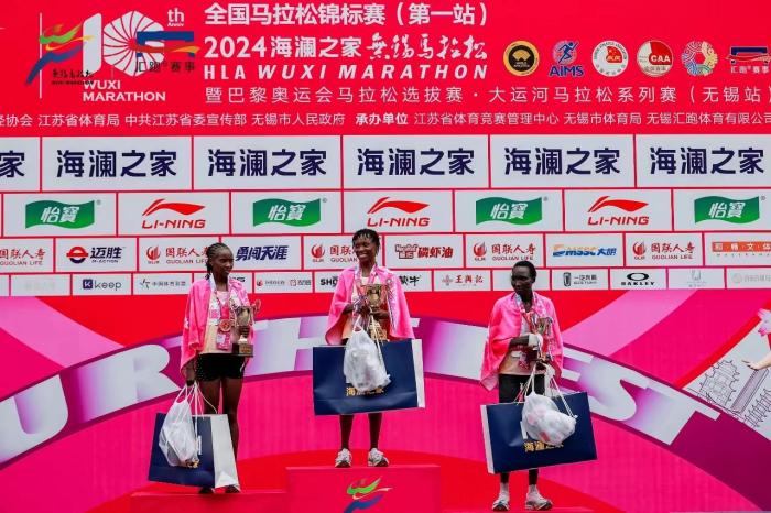 无锡马拉松男女均破赛会纪录,何杰再创男子马