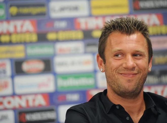 卡萨诺怒斥小因扎吉：国米若请回他必丢冠