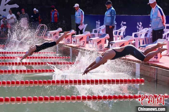 浙江磐安冬泳冠军赛圆满落幕 600余名选手畅游始