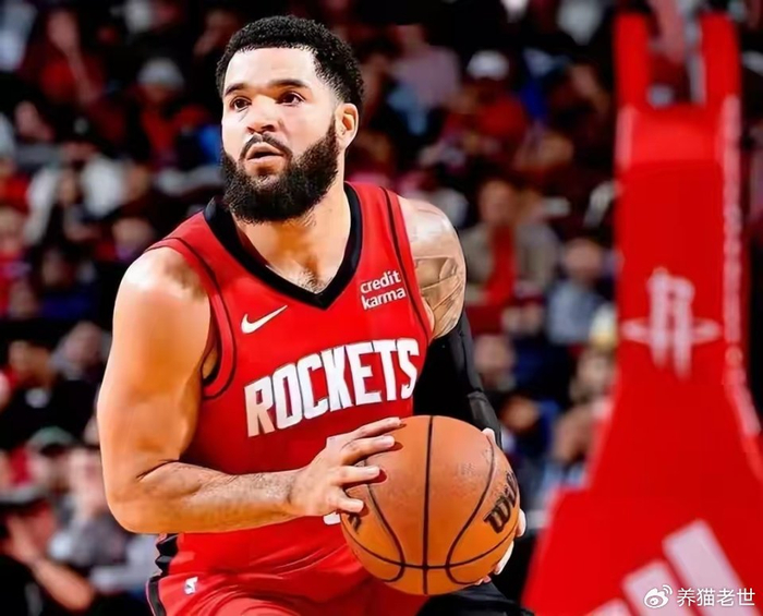 火箭惨败公牛，乌度卡怒喷裁判引争议，范乔丹