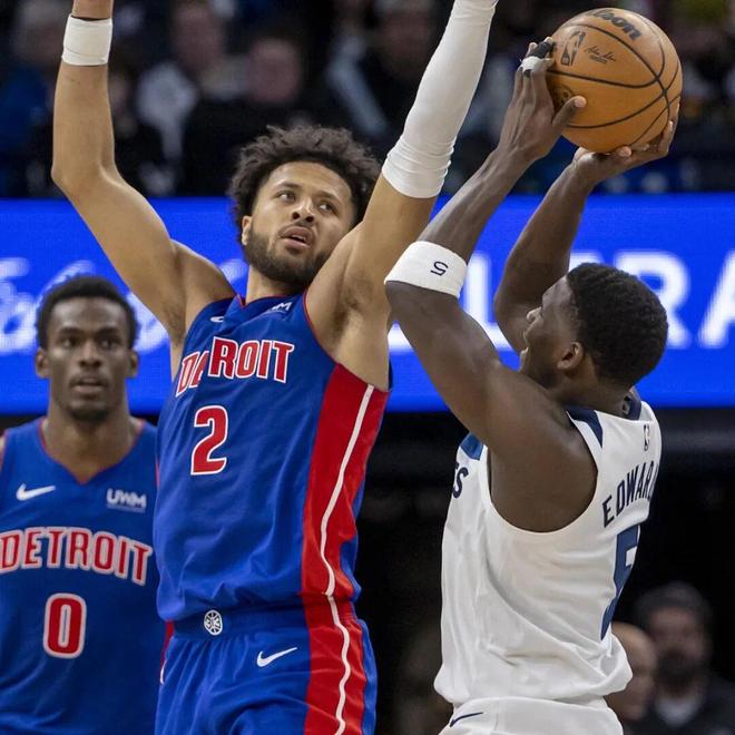 爱德华兹坎宁安伤病影响65场规则，最佳阵容或成