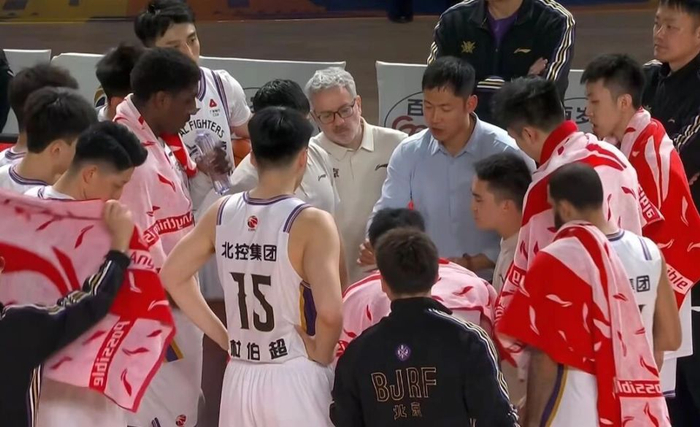 辽粤大战辽宁大胜广东终结五连胜 新疆爆冷北控